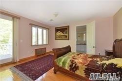 Building Photo - 77-16 Kew Forest Ln