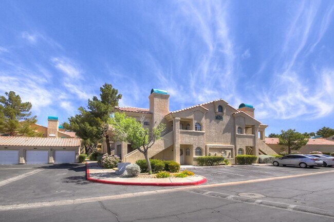 Building Photo - 2251 Wigwam Pkwy