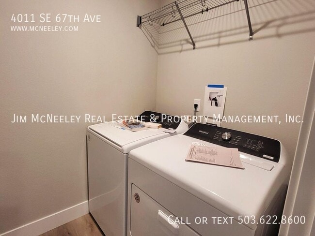 Building Photo - 4011 SE 67th Ave