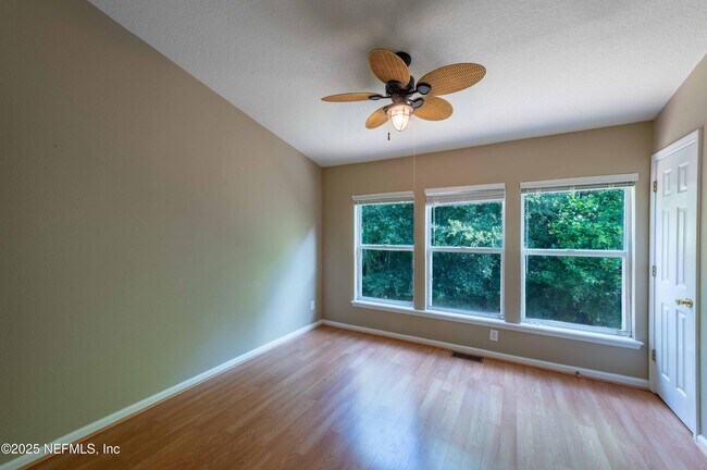 Building Photo - 3483 Lone Tree Ln