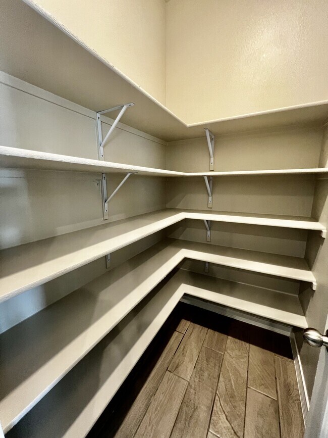 Building Photo - 11365 Hidalgo Dr