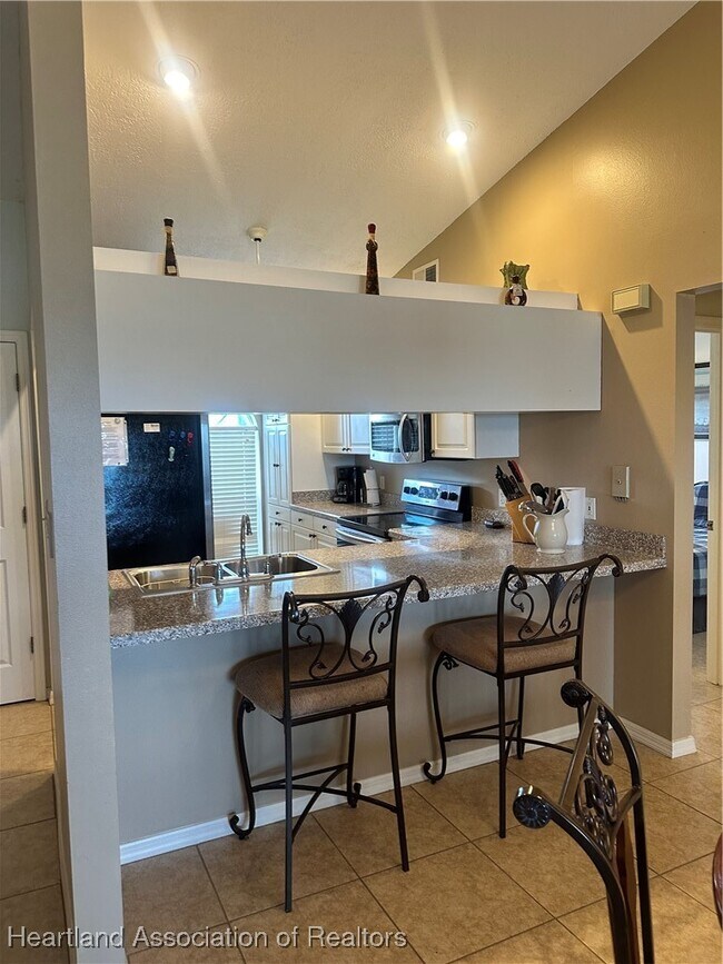 Building Photo - 506 Chelsee Way