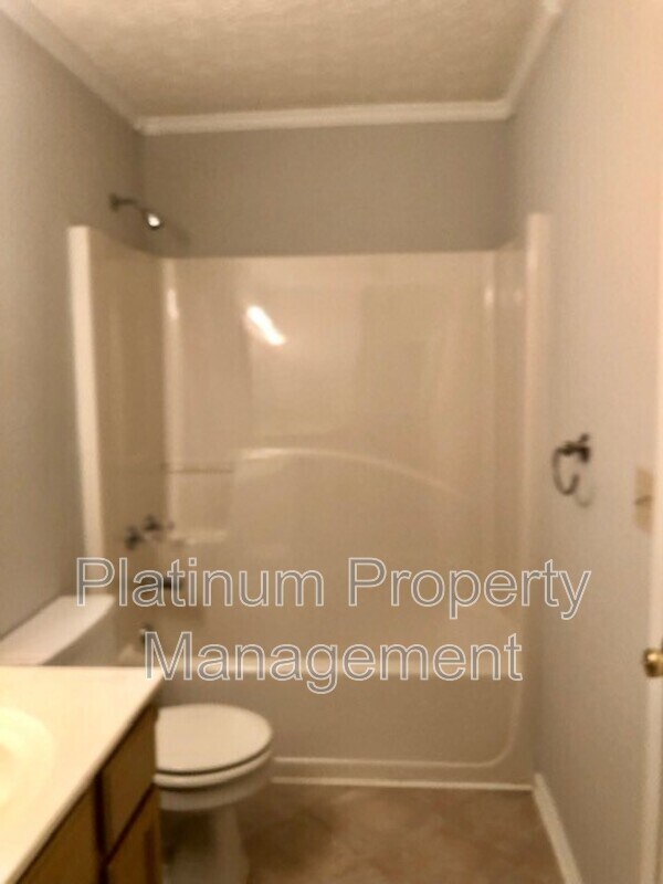 Building Photo - 740 Trellis Pond Ct