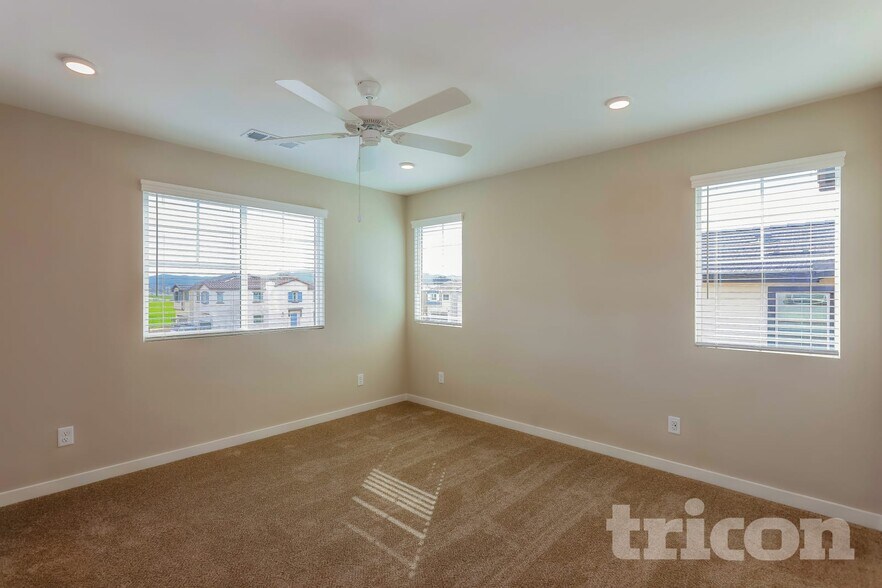 Building Photo - 31631 Willowood Way