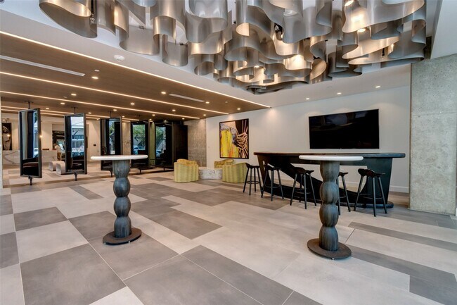 Building Photo - 1211 Caroline St