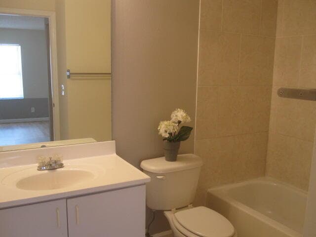 Building Photo - 5070 Sanctuary Way