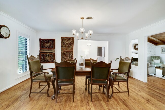 Building Photo - 12419 Mossycup Dr