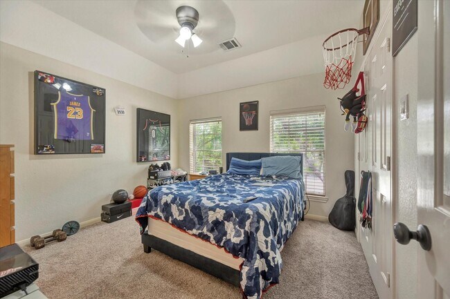 Building Photo - 3602 Garrettsville Dr