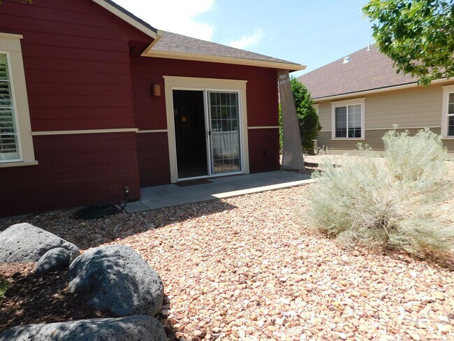 Building Photo - Spacious 2-Bed in Fountain Greens!
