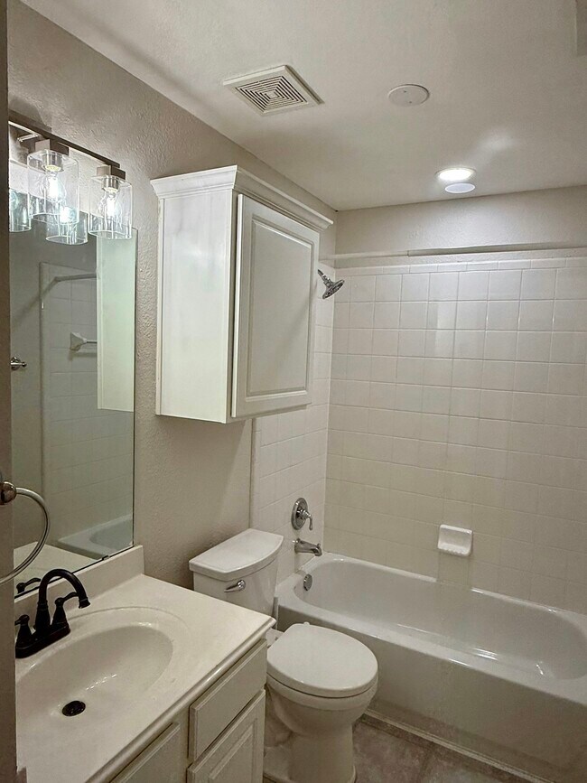 Building Photo - 3543 Nautical Dr