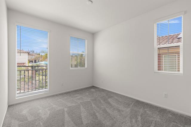 Building Photo - 895 Brookdale Dr