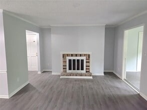 Building Photo - 2946 Parc Lorraine