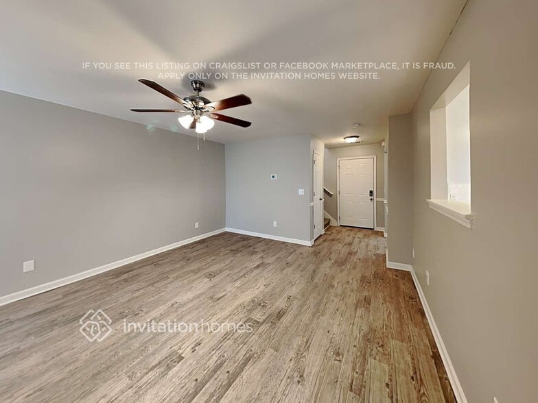 Building Photo - 1040 Maris Ln