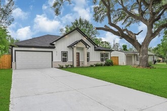 Building Photo - 5731 Belvedere Dr