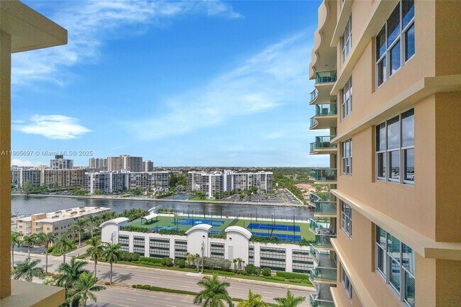 Building Photo - 2501 S Ocean Dr