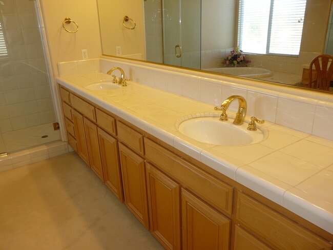 Building Photo - Gorgeous Country Estates 4BR 3.5BA Home in Almaden