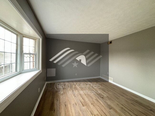 Building Photo - 1173 Navaho Dr