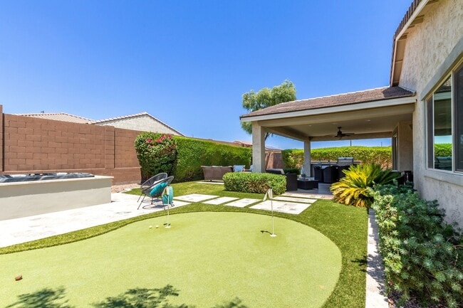 Building Photo - Spacious 4BR House in Goodyear