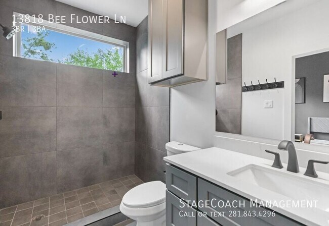 Building Photo - 13818 Bee Flower Ln