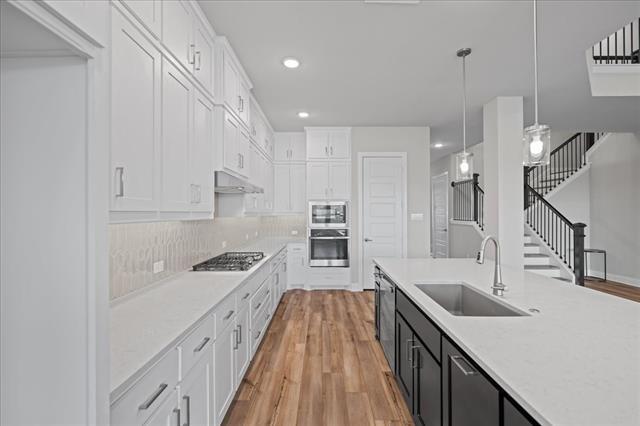 Building Photo - 1328 Huckleberry St