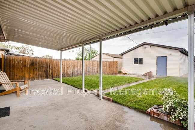 Building Photo - 3150 St Paul St