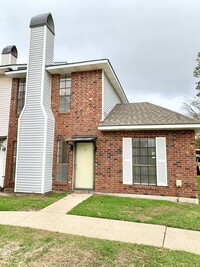 Building Photo - 3BD/2BA Townhouse for Lease in Old Hammond...