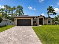 Building Photo - 5560 Belrose St