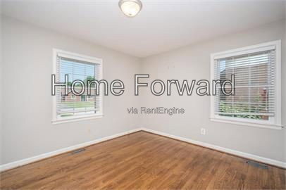 Building Photo - 708 Mt Vernon Dr