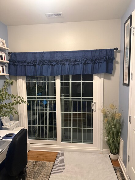 Building Photo - 278 Windmill Ct