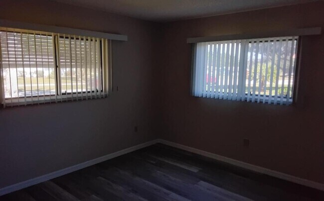 Building Photo - 8328 SW 106th Pl