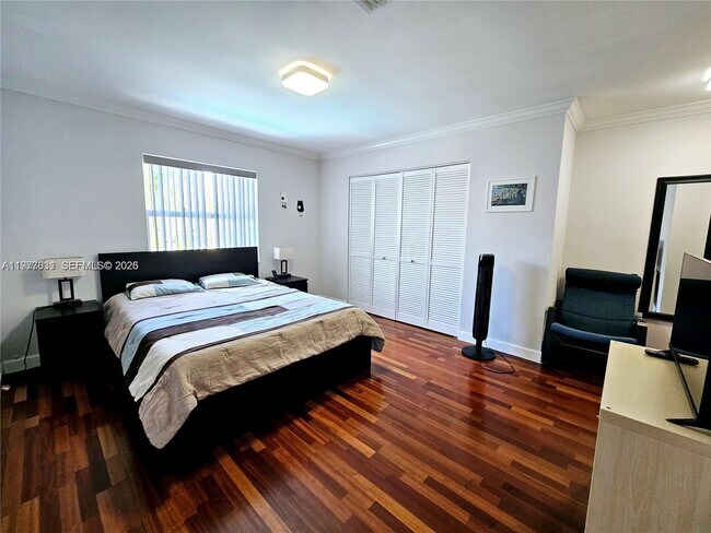 Building Photo - 13217 SW 9th Ln