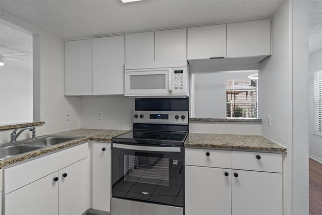 Building Photo - 2602 Alcott Ln