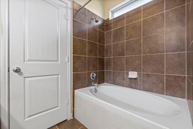Building Photo - 8107 Sweetstone Grove Ct