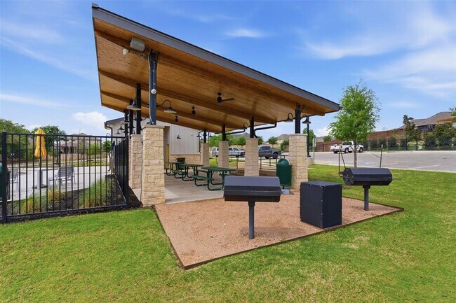 Building Photo - 105 Nuntree Cv