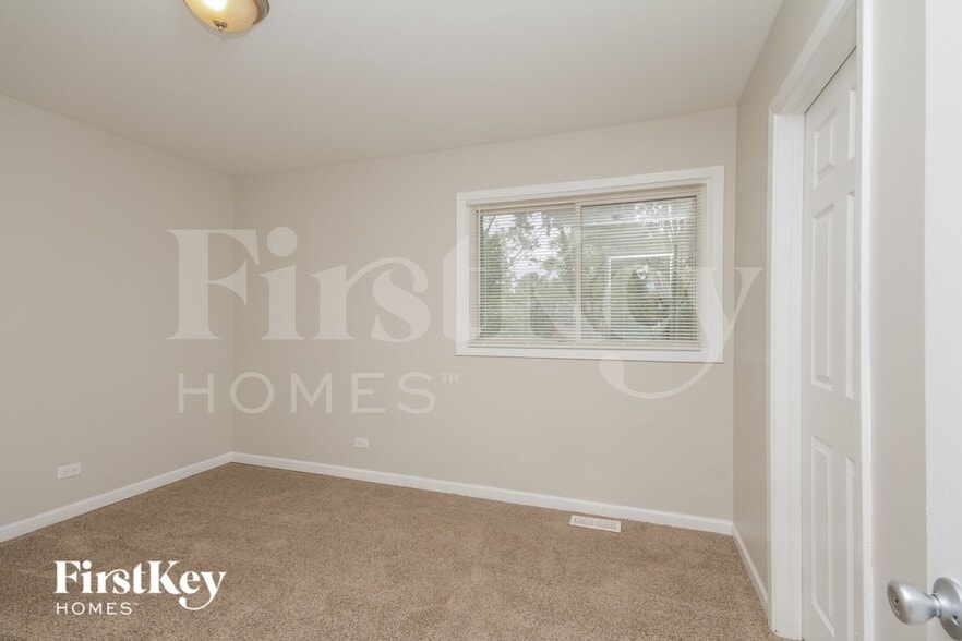 Building Photo - 17213 Springtide Ln