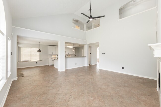 Building Photo - 23106 Beech Canyon Dr