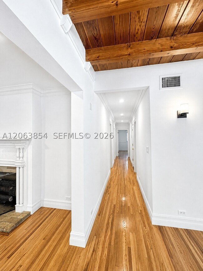 Building Photo - 12345 SW 63rd Ave