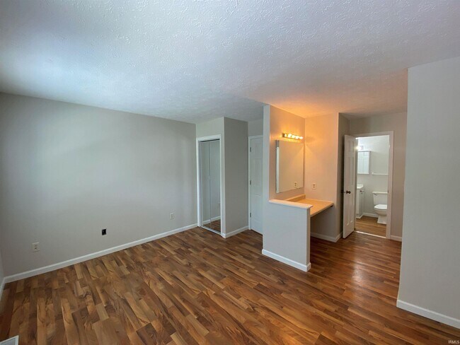 Building Photo - 2412 Brittany Ln
