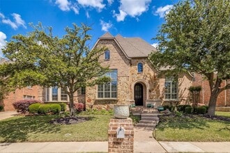 Building Photo - 901 Sandy Trail