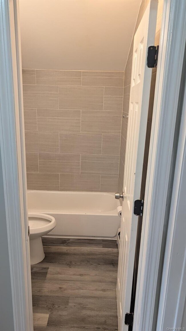 Building Photo - 134-15 228th St