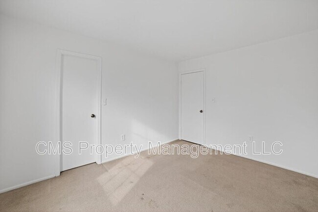 Building Photo - 1803 Poplar Ct