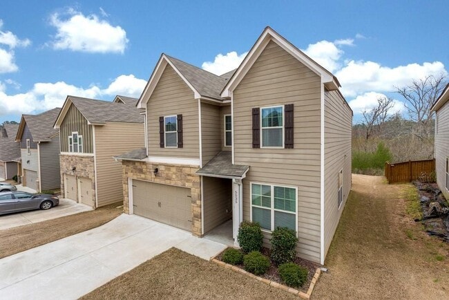 Building Photo - 5535 Rialto Way