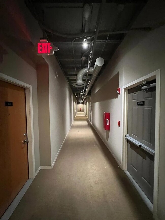 Building Photo - 241 S Main St