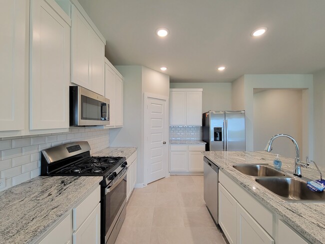 Building Photo - 2905 Terrace Grove Dr