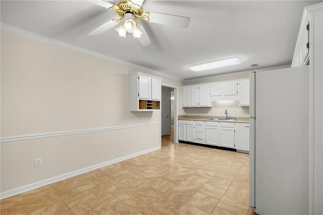 Building Photo - 509 Mt Vernon Dr