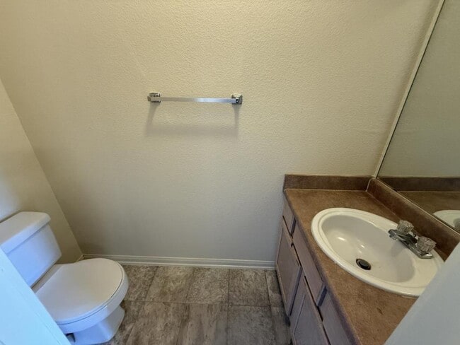 Building Photo - 2811 Cantabrian Dr