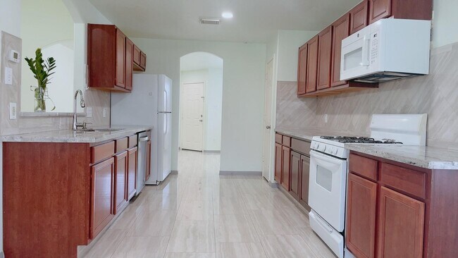 Building Photo - 19226 Augusta Mist Ln