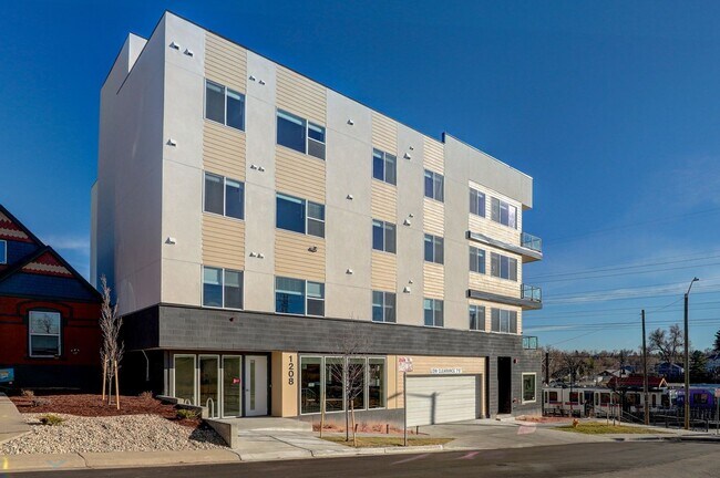 Primary Photo - Modern 2 bedroom 2 bathrooms available in ...