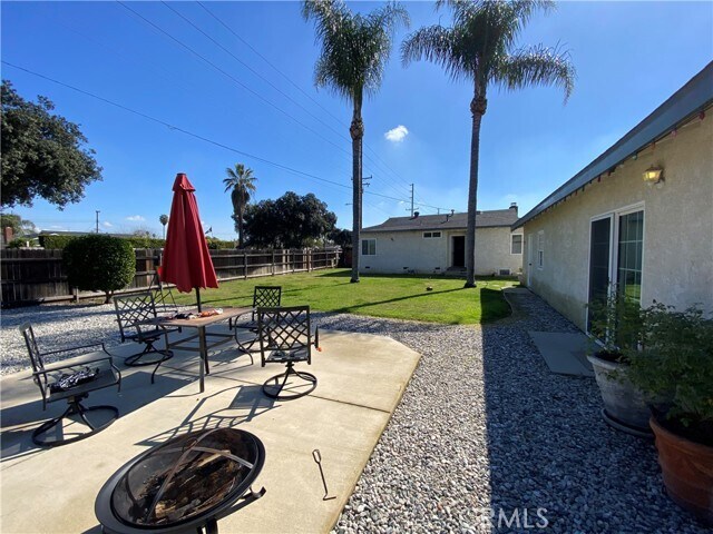 Building Photo - 1705 S Cabana Ave