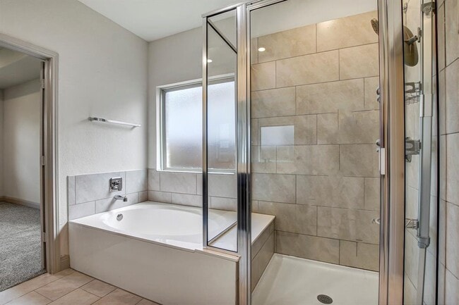 Building Photo - 18012 Stefano Dr